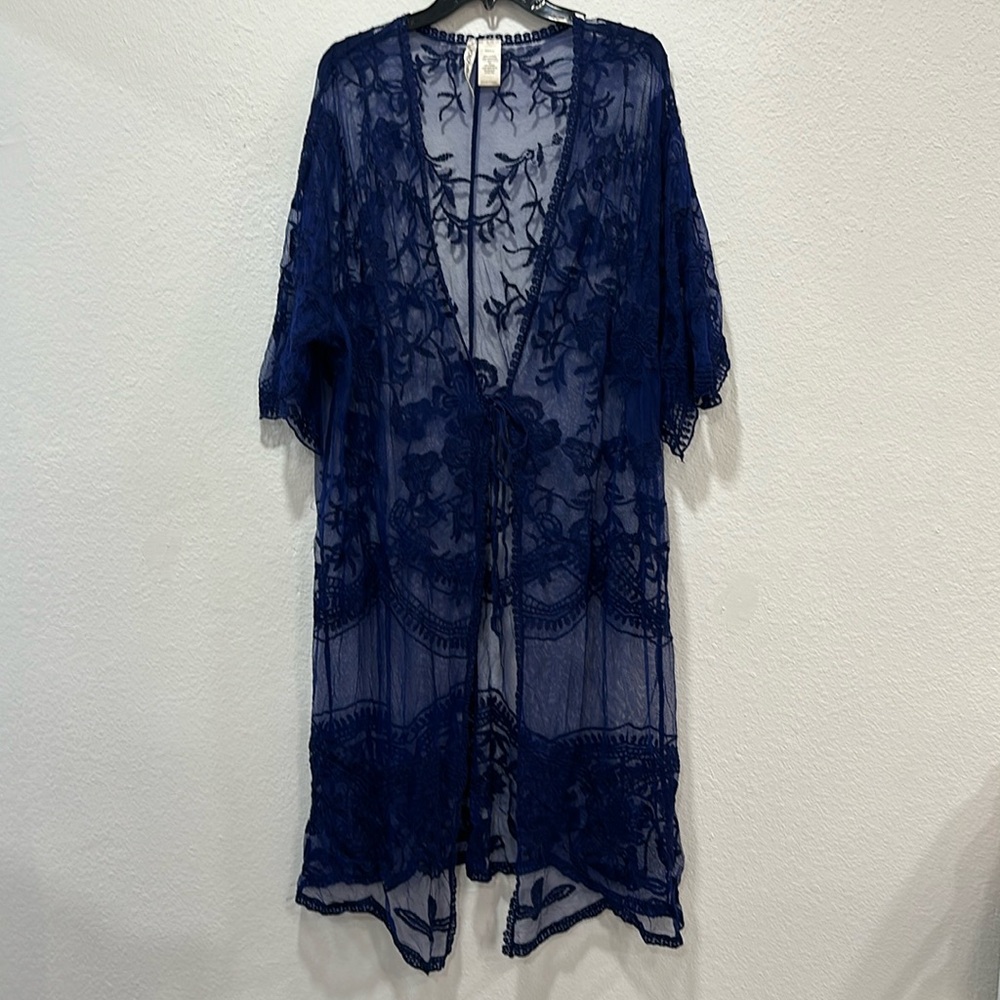 ⭐️ 3/$12 blue lace cover